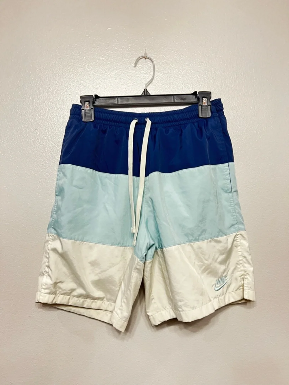 Nike Men’s Navy/Light Blue/White Colorblock Lined Flow Shorts Retro Y2K Sz Small
